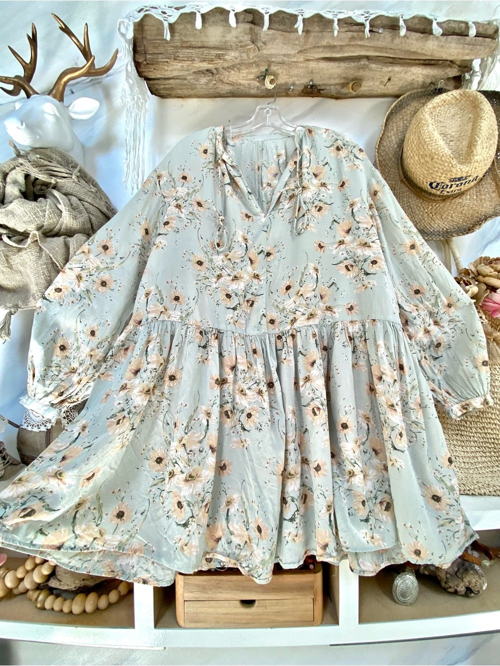 Farmhouse peasant boho flowy floral dress shabby chic cottagecore granny vibe